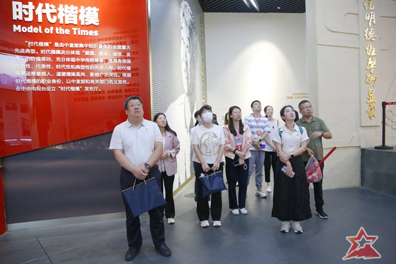 IMG_3932_副本.jpg IMG_3932_副本.jpg